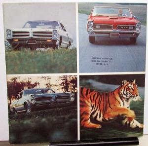 1966 Pontiac Dealer Sales Brochure GTO 2+2 OHC-6 The Tiger Scores Again Large