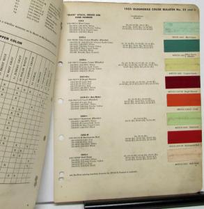 1955 Oldsmobile Dupont Color Paint Chips & Combinations Original Bulletin 22