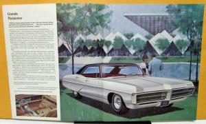 1967 Pontiac Canadian Dealer Sales Brochure Parisienne Laurentian Strato-Chief