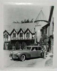 1940 Lincoln Continental Press Photo