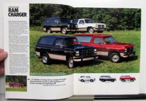 1992 Dodge Trucks Ramcharger RAM Wagon Color Sales Brochure Original