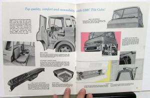 1960 GMC Trucks Tractors 3500 4000 B4000 L4000  Sales Brochure Original