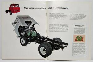 1970 GMC Steel Tilt Models 5500 7500 Trucks Sales Brochure Original