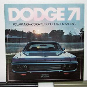 1971 Dodge Polara Monoco Station Wagons Sales Brochure & Specifications