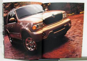 2001 Lincoln Navigator Sales Brochure & Specifications