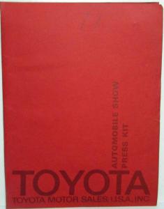 1971 Toyota Auto Show Press Kit in Folder with Pictures