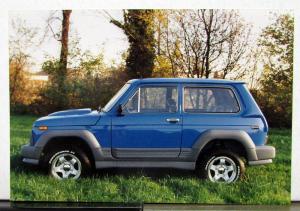 1992 Martorelli UAZ Samara Niva Press Kit In Italian Text