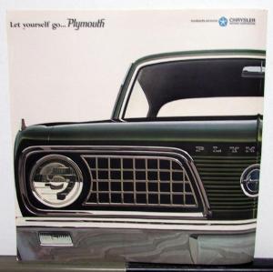 1966 Plymouth Barracuda and Formula S Original Dealer Sales Brochure Large