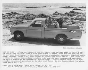 1976 Toyota SR-5 Sport Pickup Truck Long-Bed Press Photo 0006