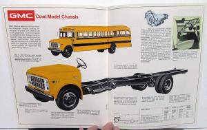 1972 GMC School Bus Chassis Truck Dealer Sales Brochure Features Specs Original