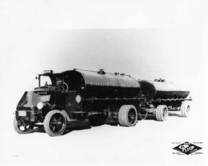 1920s Mack AC Tanker Truck w/ Davis Standardized Ohio Tanks 0119