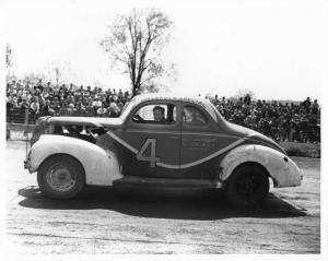 Buddy Shuman - Edelbrock Special - No 4 - Stock Car Racing Photo 0022