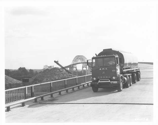 1962 GMC COE Diesel Tanker Truck Press Photo 0252