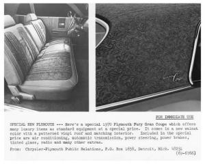 1970 Plymouth Fury Gran Coupe Paisley Interior and Mod Top Press Photo 0119