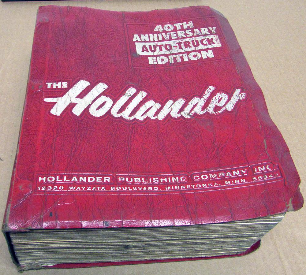 1964-74 Hollander Car & Truck Parts Interchange Book 40th Edition GM