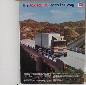 1978 GMC Astro 95 COE Tractor Embossed Cover Sales Brochure Original