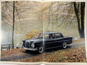 1966 Mercedes-Benz 230S Sales Folder Brochure - French Text