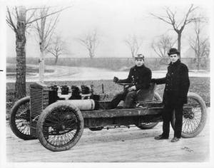 1902 Ford 999 Racing Car with Henry & Barney Oldfield Press Photo & Release 0403