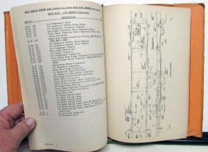 1942 Mack Truck FP Model with EN 354 Engine Parts Book - Number 1372