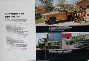 1972 International 1310 & 1510 Light Heavy Hauler Trucks Sales Brochure Folder