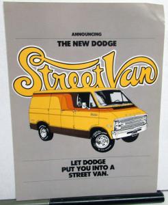 1976 Dodge Street Van Dealer Sales Brochure B100 B200 Custom Van Original