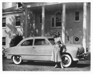 1949 Ford Tudor Press Photo 0581