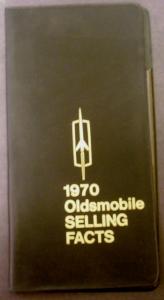 1970 Oldsmobile Selling Facts Salesman Kit Colors Escape Machine Power Teams 442