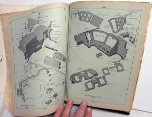 1973-1978 GMC Chevy Heavy Duty Truck Parts Illustration Book 7000 8000 9500