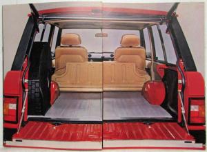 1978 Land Rover Range Rover Unique Prestige Saloon Sales Brochure