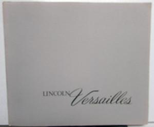 1977 Lincoln Versailles Dealer Prestige Sales Brochure Features Options Specs