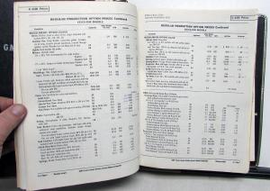 1970 GMC Truck Dealer Data Book Sales Reference Full Line Pickup Van Medium HD
