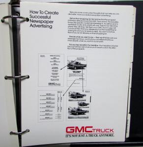 1989 GMC Truck Dealer Advertising Workbook Sales Ad Guide Light Duty Pickup Van