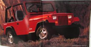 1994 Jeep Book Wrangler Cherokee & Grand Cherokee Color Sales Brochure Cat Orig