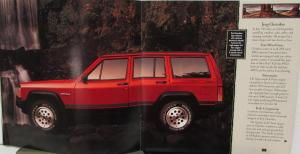 1995 Jeep Book Wrangler Cherokee & Grand Cherokee Color Sales Brochure Small